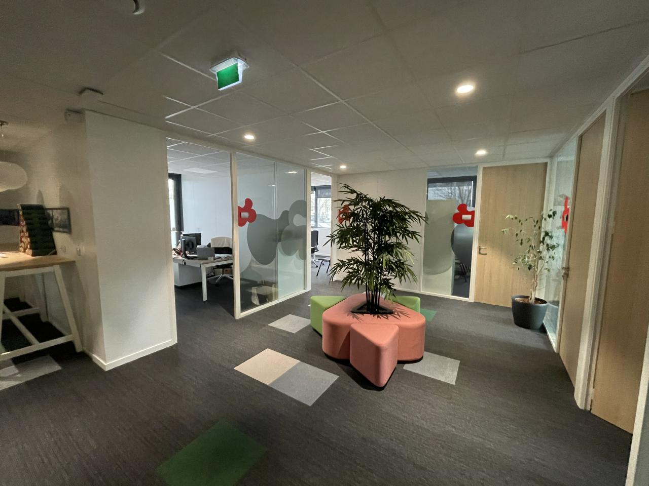 Bureau Tours 401m² Location bureau Tours Indre-et-Loire OLBUR2419703 3